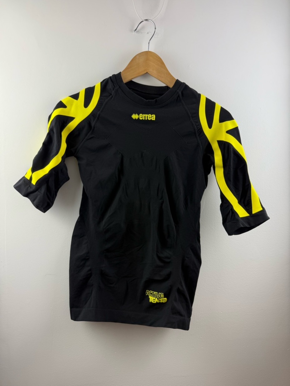 Erreà Active Tense Professional Posture Compression Training Shirt - Blk/Yellow